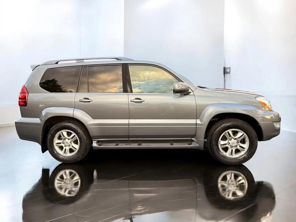 2004 Lexus GX 1st Gen - Image 6 of 20