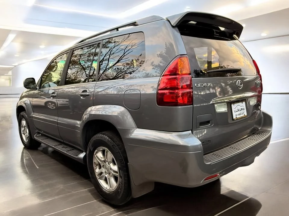 2004 Lexus GX 1st Gen - Image 8 of 20