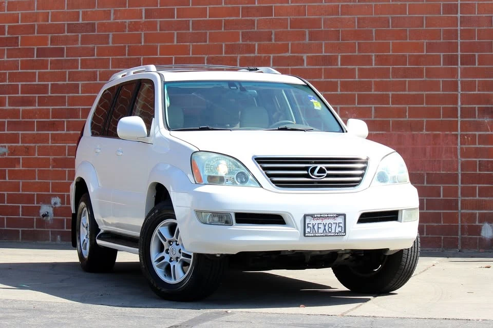 2004 Lexus GX 1st Gen - Image 3 of 20
