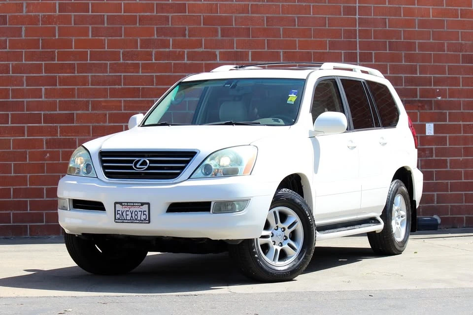 2004 Lexus GX 1st Gen - Image 2 of 20