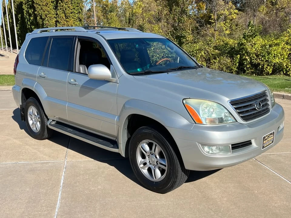 2004 Lexus GX 1st Gen - Image 2 of 20