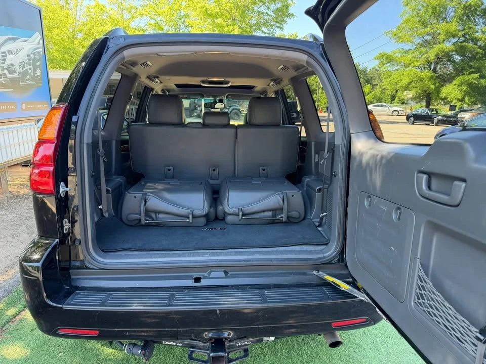 2004 Lexus GX 1st Gen - Image 7 of 20