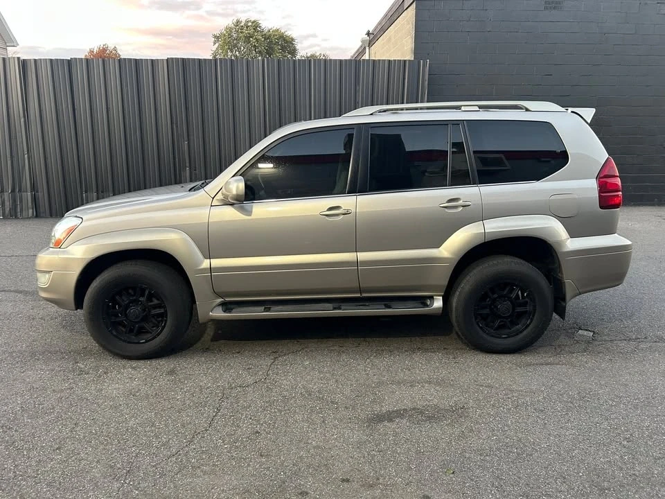2004 Lexus GX 1st Gen - Image 2 of 20