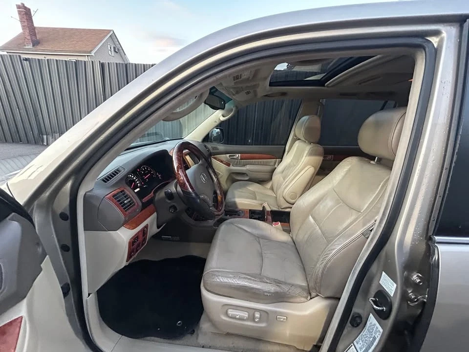 2004 Lexus GX 1st Gen - Image 7 of 20