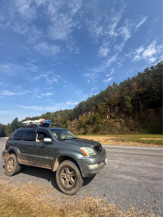 2004 Lexus GX 1st Gen - Image 6 of 20