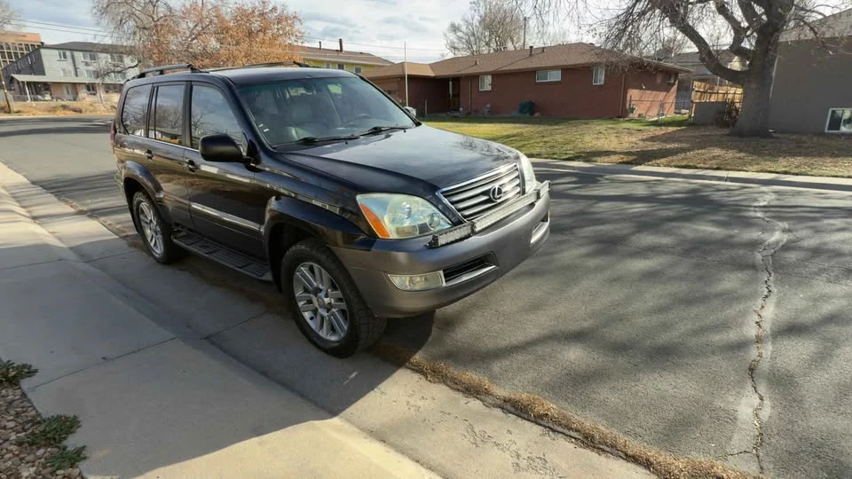 2004 Lexus GX 1st Gen - Image 6 of 14