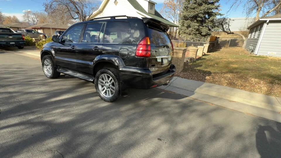 2004 Lexus GX 1st Gen - Image 8 of 14