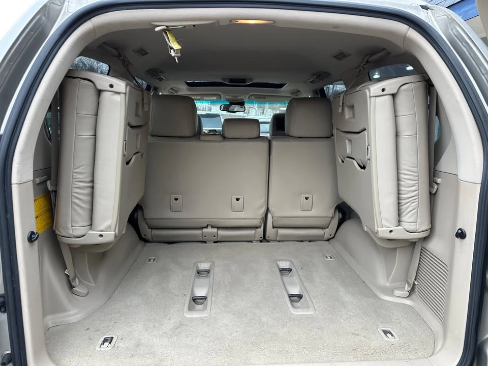 2004 Lexus GX 1st Gen - Image 13 of 20