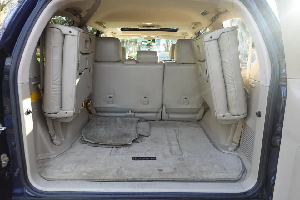 2004 Lexus GX 1st Gen - Image 7 of 12