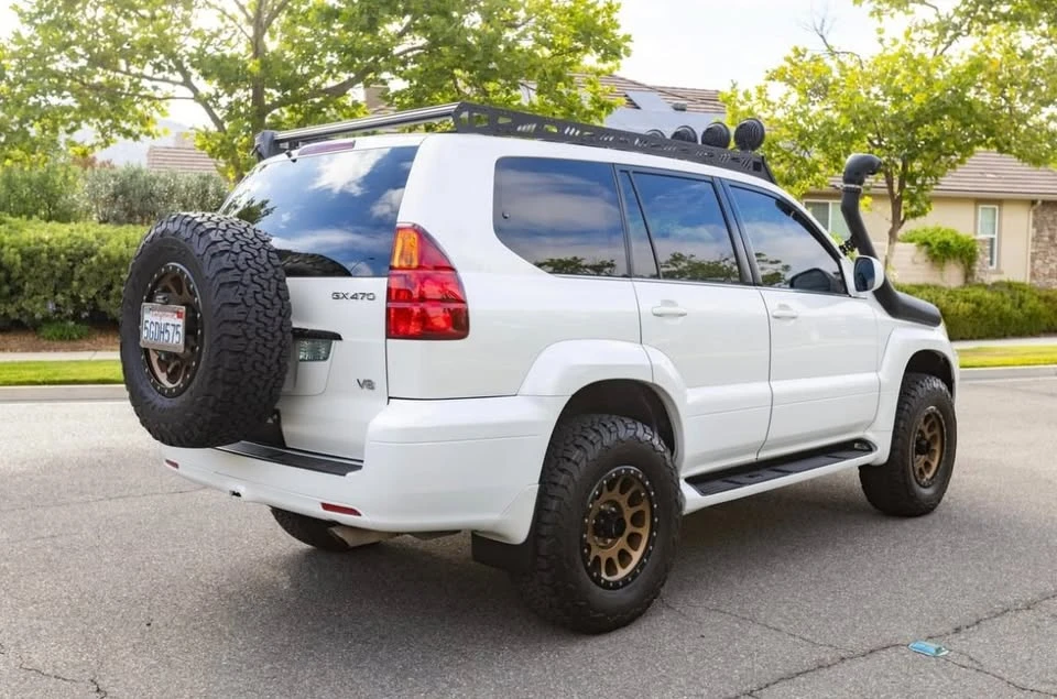 2004 Lexus GX 1st Gen - Image 3 of 7