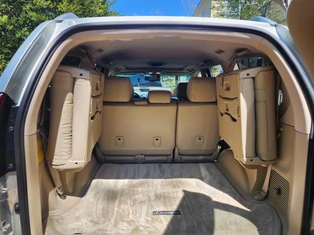 2004 Lexus GX 1st Gen - Image 6 of 10