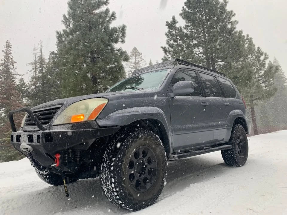 2004 Lexus GX 1st Gen - Image 3 of 6