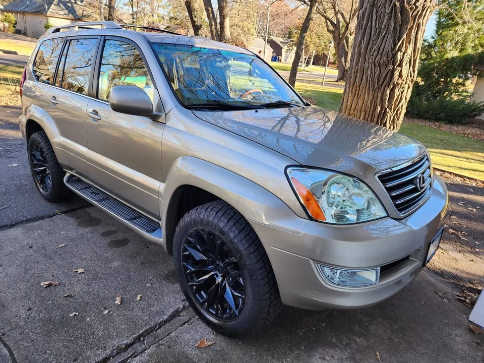 2004 Lexus GX 1st Gen - Image 6 of 20
