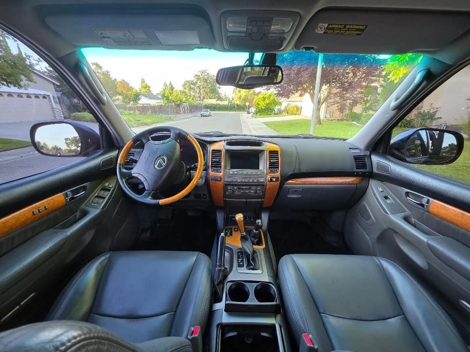 2004 Lexus GX 1st Gen - Image 10 of 20