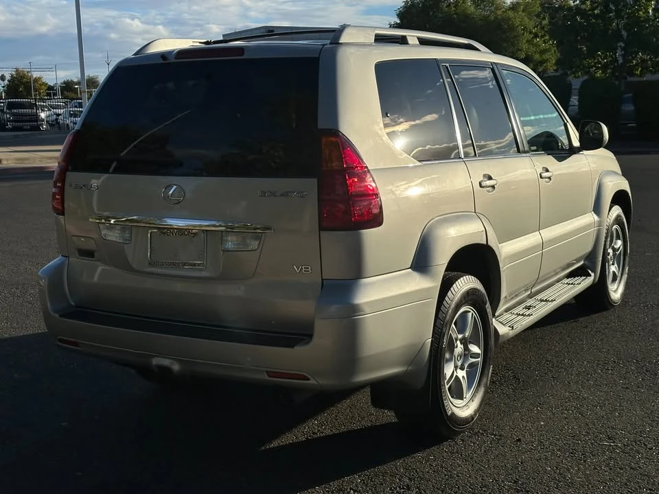 2004 Lexus GX 1st Gen - Image 5 of 19