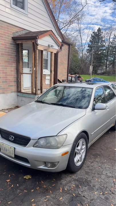2004 Lexus IS 1st Gen - Image 3 of 7