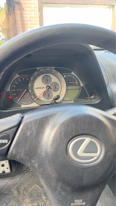 2004 Lexus IS 1st Gen - Image 6 of 7