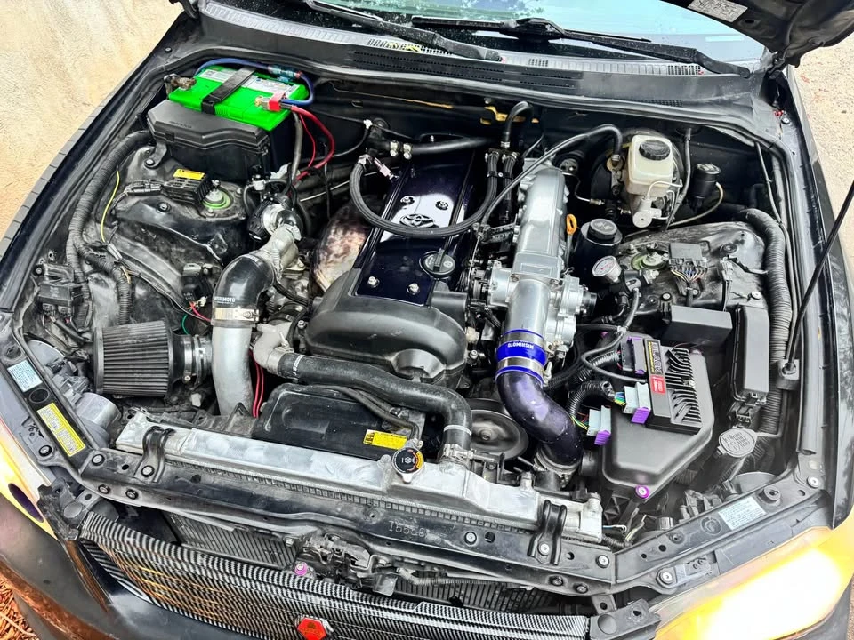 2004 Lexus IS 1st Gen - Image 3 of 11