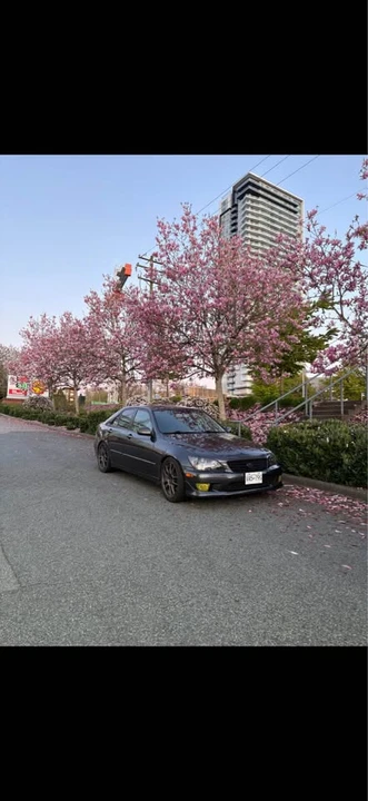 2004 Lexus IS 1st Gen - Image 2 of 12