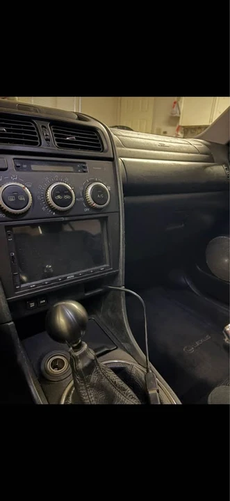 2004 Lexus IS 1st Gen - Image 9 of 12