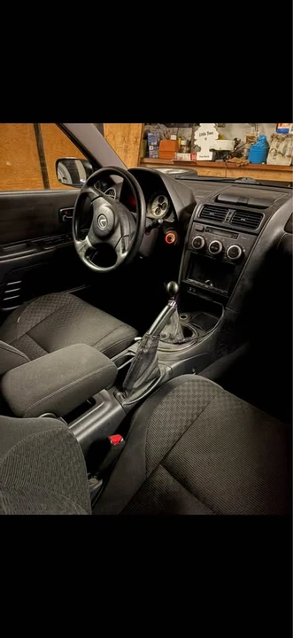 2004 Lexus IS 1st Gen - Image 7 of 12