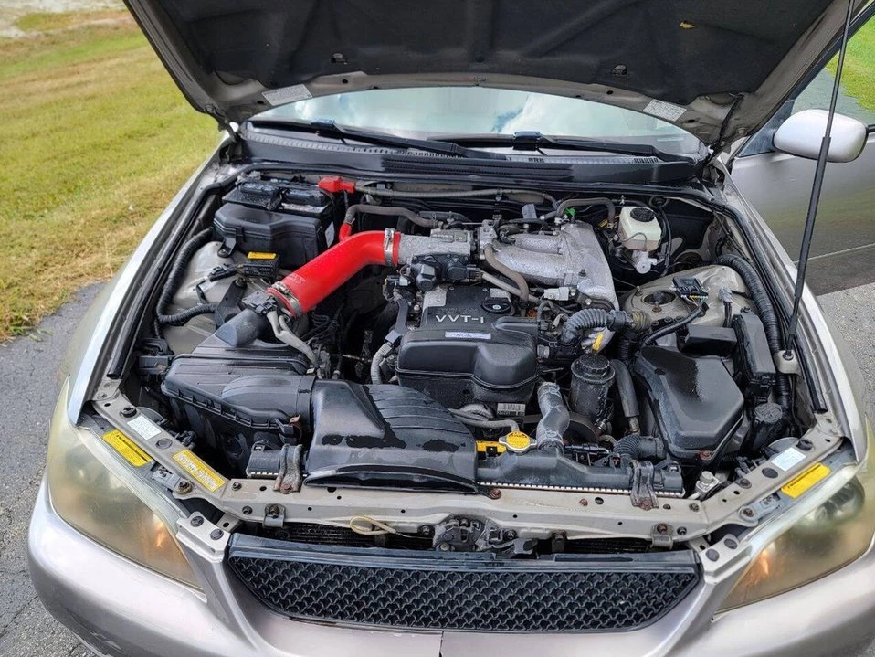 2004 Lexus IS 1st Gen - Image 16 of 18