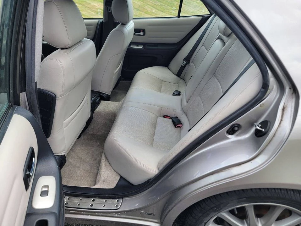 2004 Lexus IS 1st Gen - Image 12 of 18
