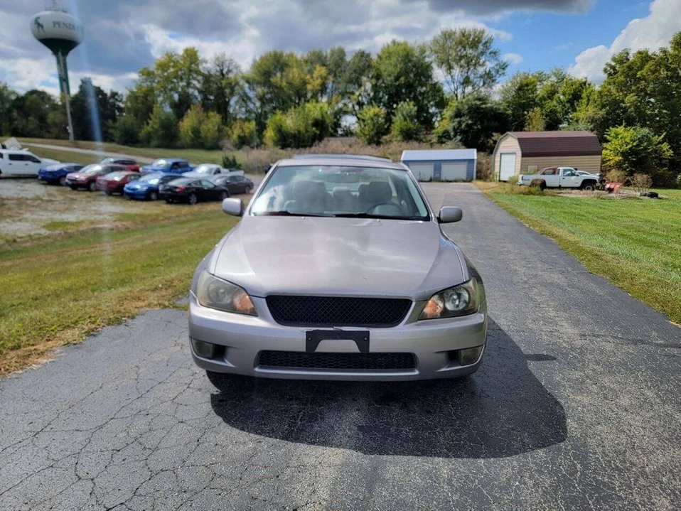 2004 Lexus IS 1st Gen - Image 4 of 18