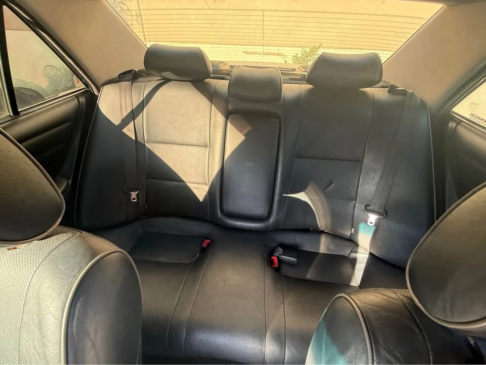 2004 Lexus IS 1st Gen - Image 8 of 9