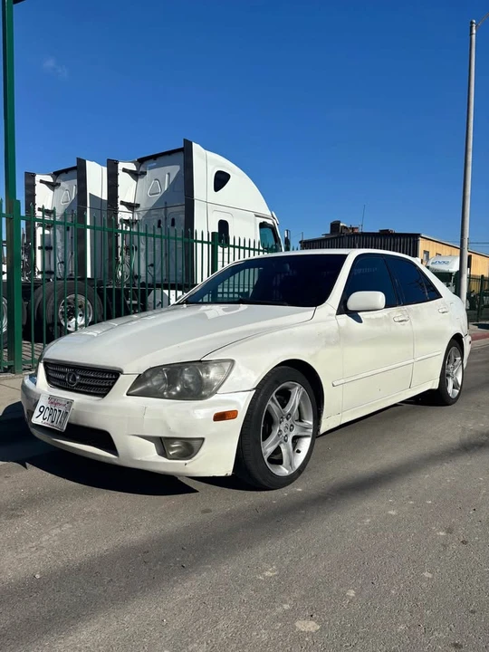 2004 Lexus IS 1st Gen - Image 2 of 6