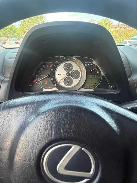 2004 Lexus IS 1st Gen - Image 8 of 10