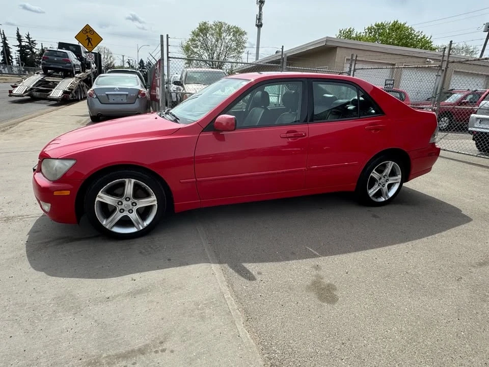 2004 Lexus IS 1st Gen - Image 10 of 17