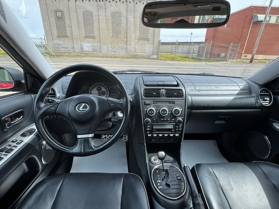 2004 Lexus IS 1st Gen - Image 15 of 17