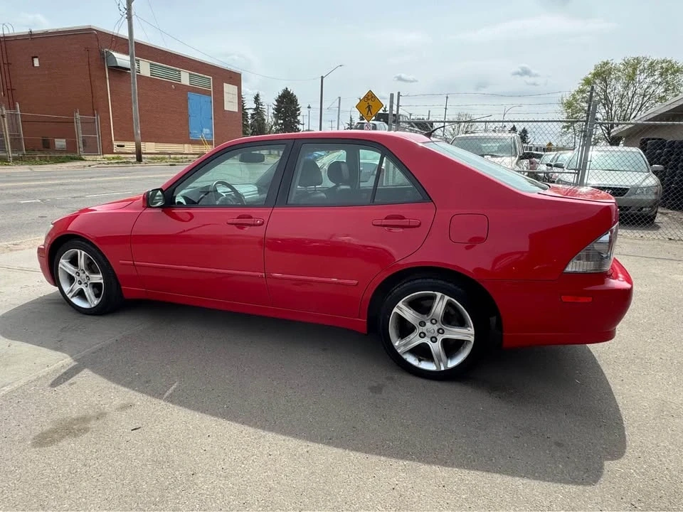 2004 Lexus IS 1st Gen - Image 11 of 20