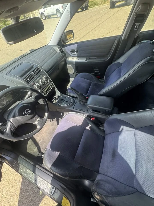 2004 Lexus IS 1st Gen - Image 5 of 9