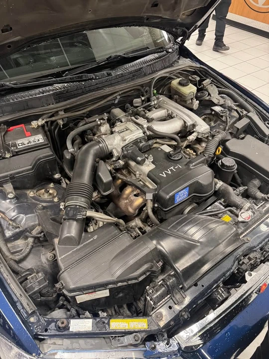 2004 Lexus IS 1st Gen - Image 6 of 12
