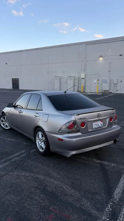 2004 Lexus IS 1st Gen - Image 3 of 5