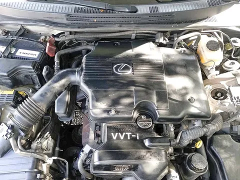 2004 Lexus IS300