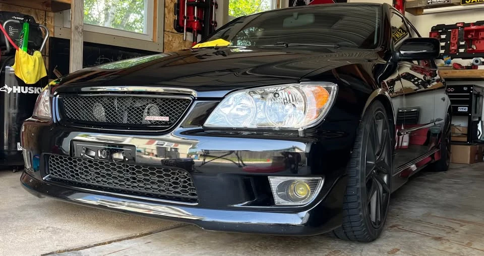 2004 Lexus IS 1st Gen - Image 3 of 9