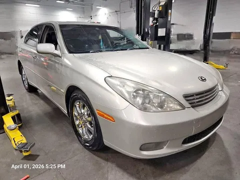 2004 Lexus ES 330 Sedan
