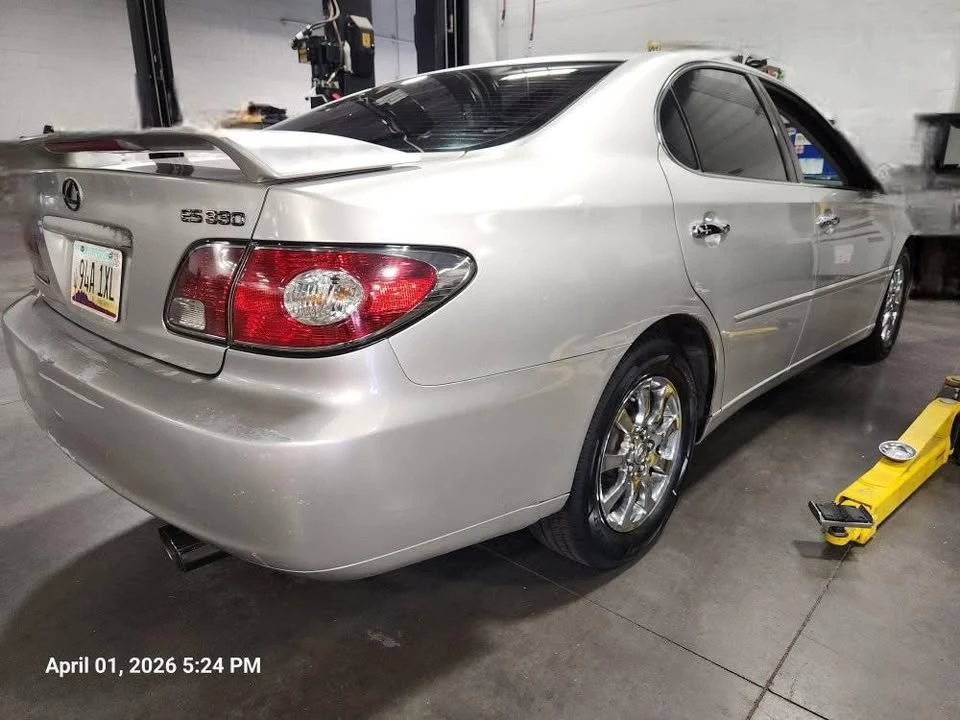 2004 Lexus ES 4th Gen - Image 4 of 10