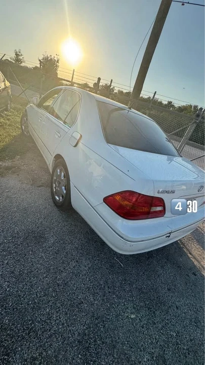 2004 Lexus LS 3rd Gen - Image 3 of 4