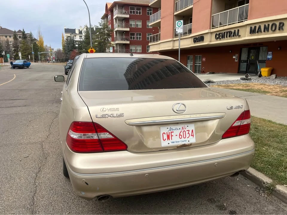 2004 Lexus LS 3rd Gen - Image 7 of 7