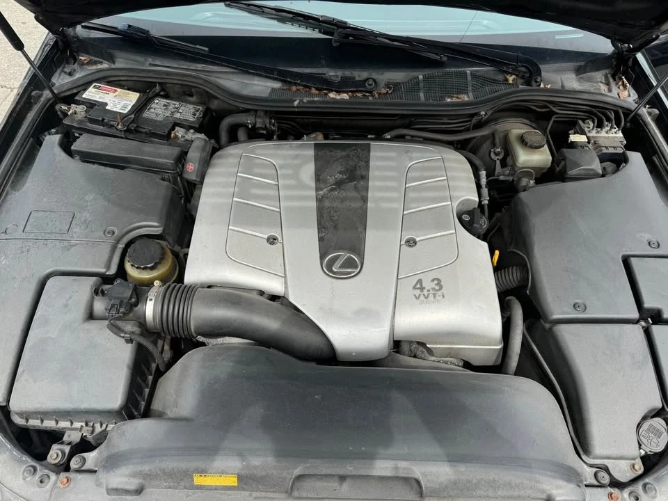 2004 Lexus LS 3rd Gen - Image 16 of 19