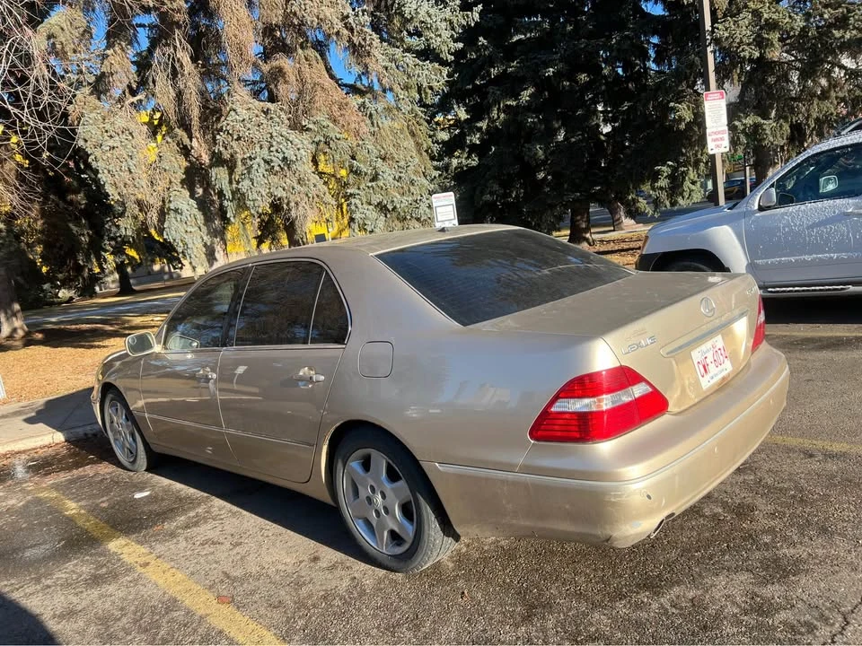 2004 Lexus LS 3rd Gen - Image 5 of 8