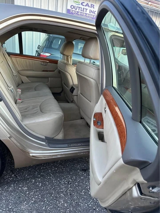 2004 Lexus LS 3rd Gen - Image 14 of 15