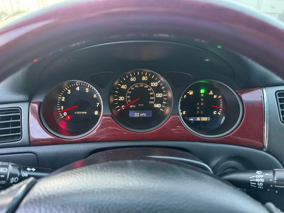 2004 Lexus LS 3rd Gen - Image 14 of 15