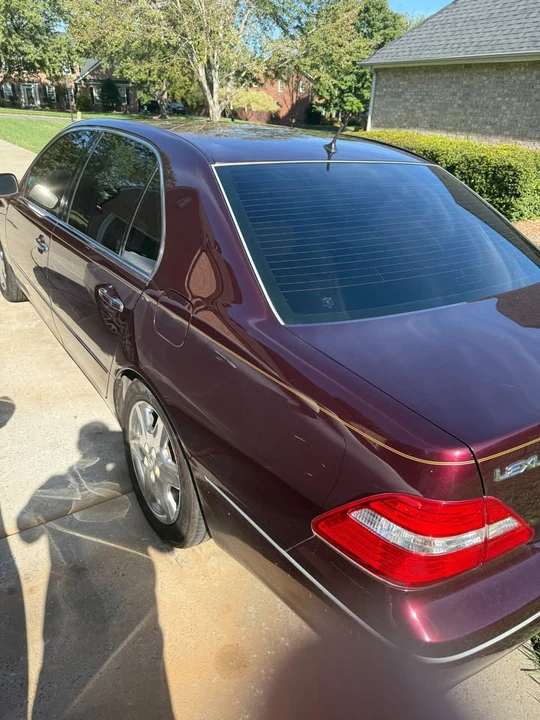 2004 Lexus LS 3rd Gen - Image 4 of 9