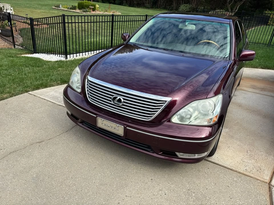 2004 Lexus LS 3rd Gen - Image 2 of 9