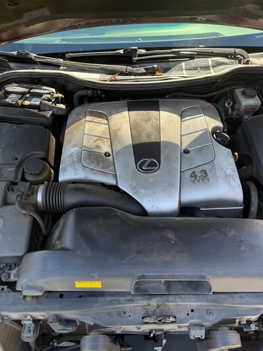2004 Lexus LS 3rd Gen - Image 6 of 9